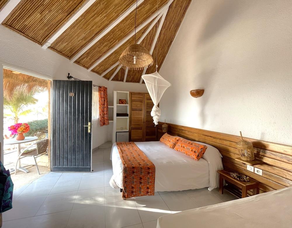 Superior, Double Bed, Beach Side