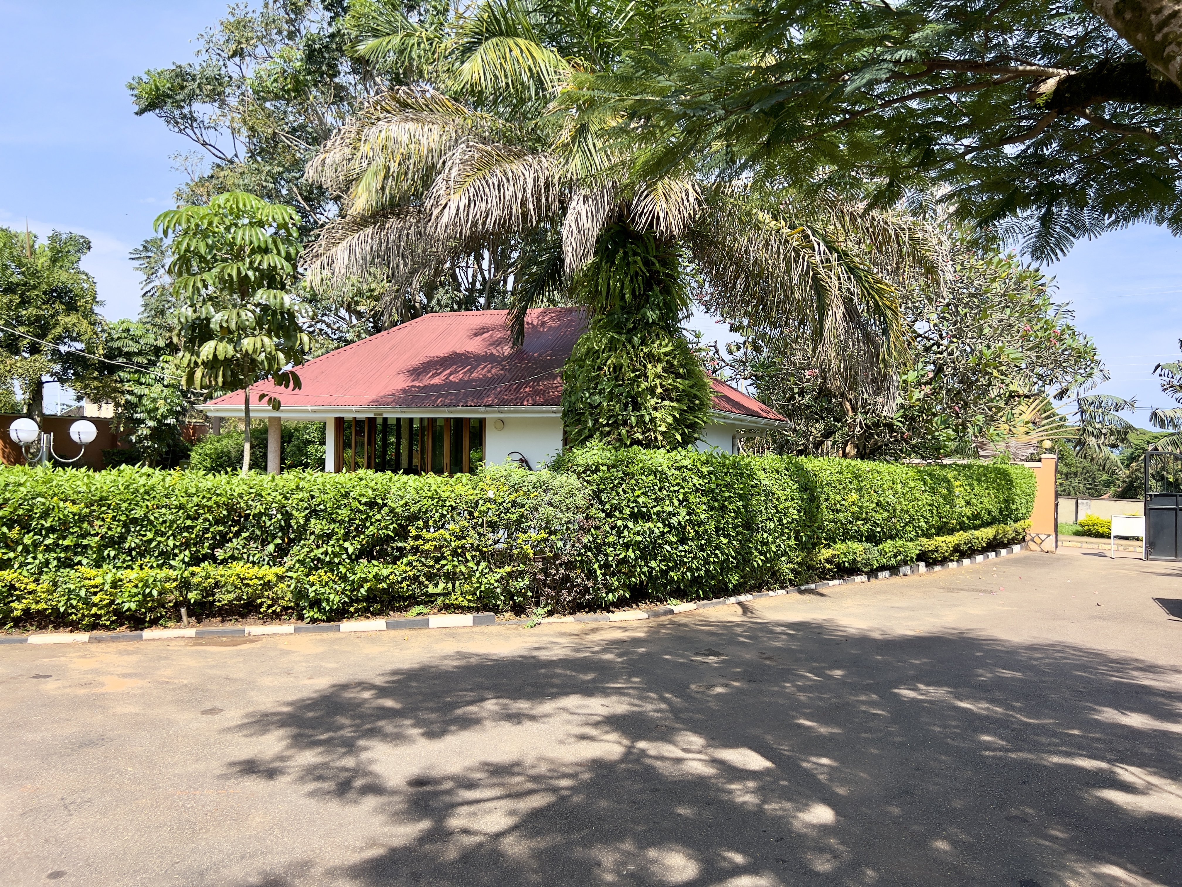 Sunset hotel Entebbe 35/35