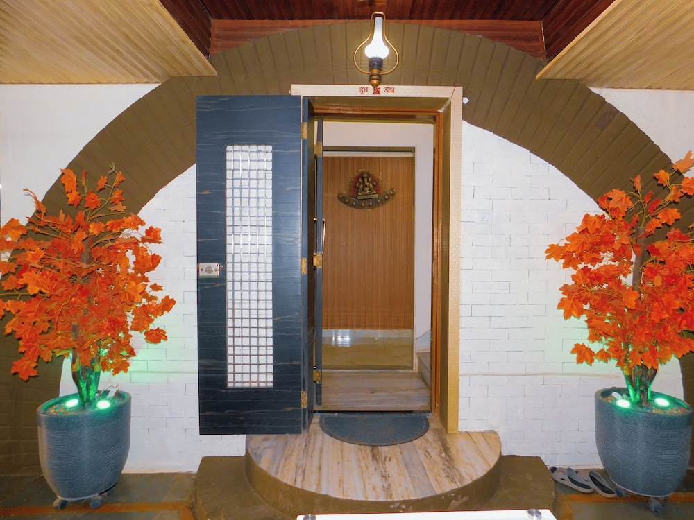 Hotel Nest Inn Malad 6/44