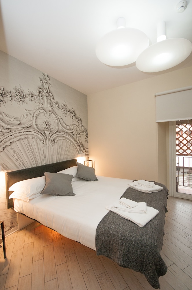 B&B First Floor 8/53