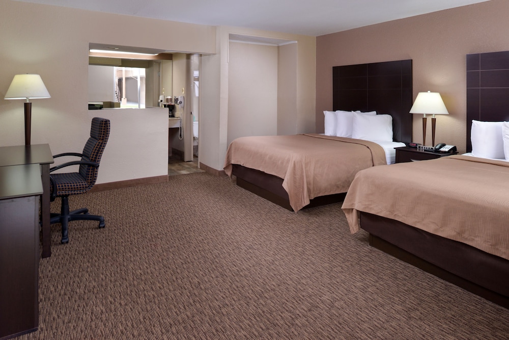 Airport Inn Nederland Texas 23/59