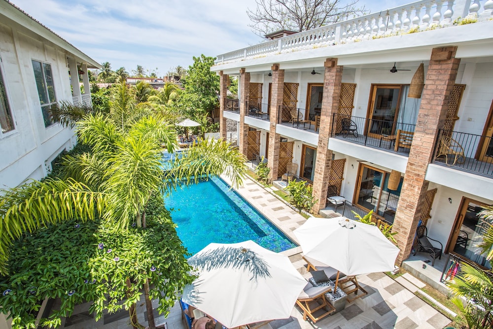 Abdi Hotel & Bungalow 2/28