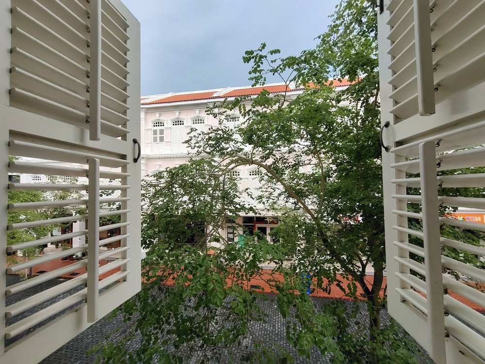 Kapitan Kongsi Hotel 48/50