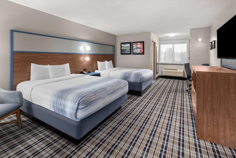 Room, 2 Queen Beds, Pool Side