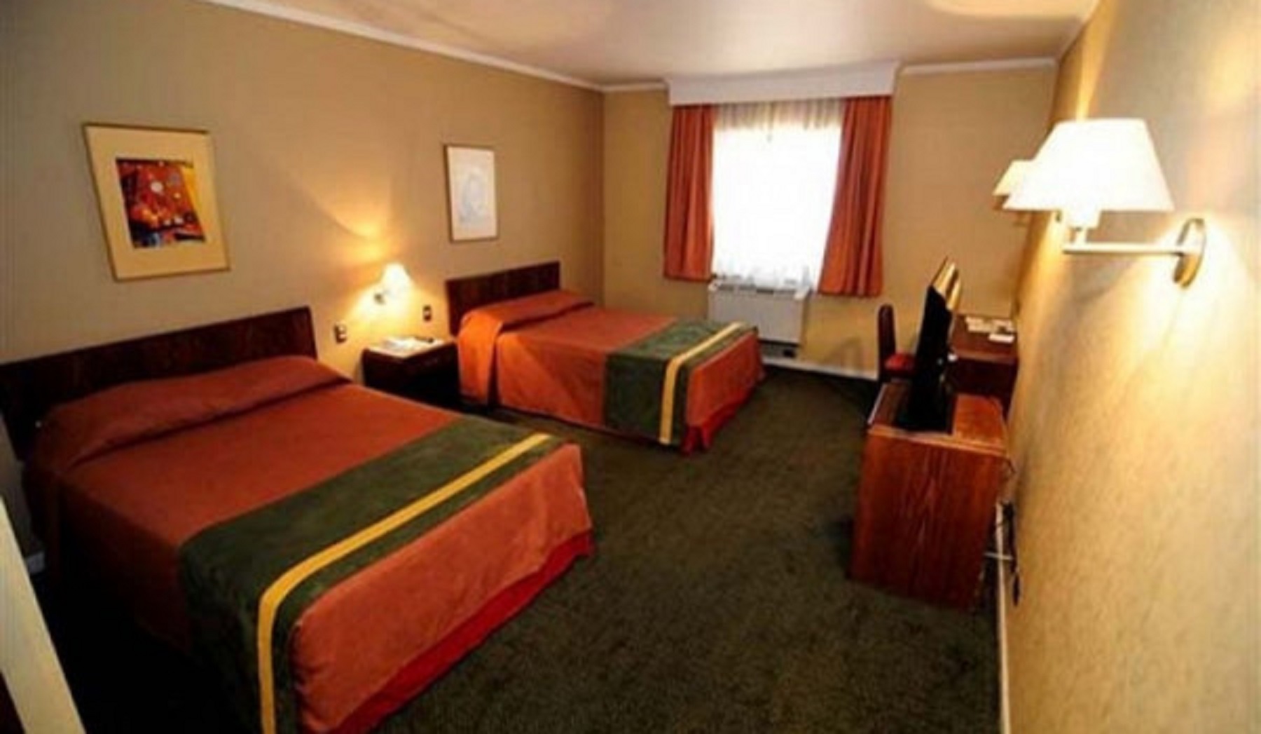 Standard, Twin Beds
