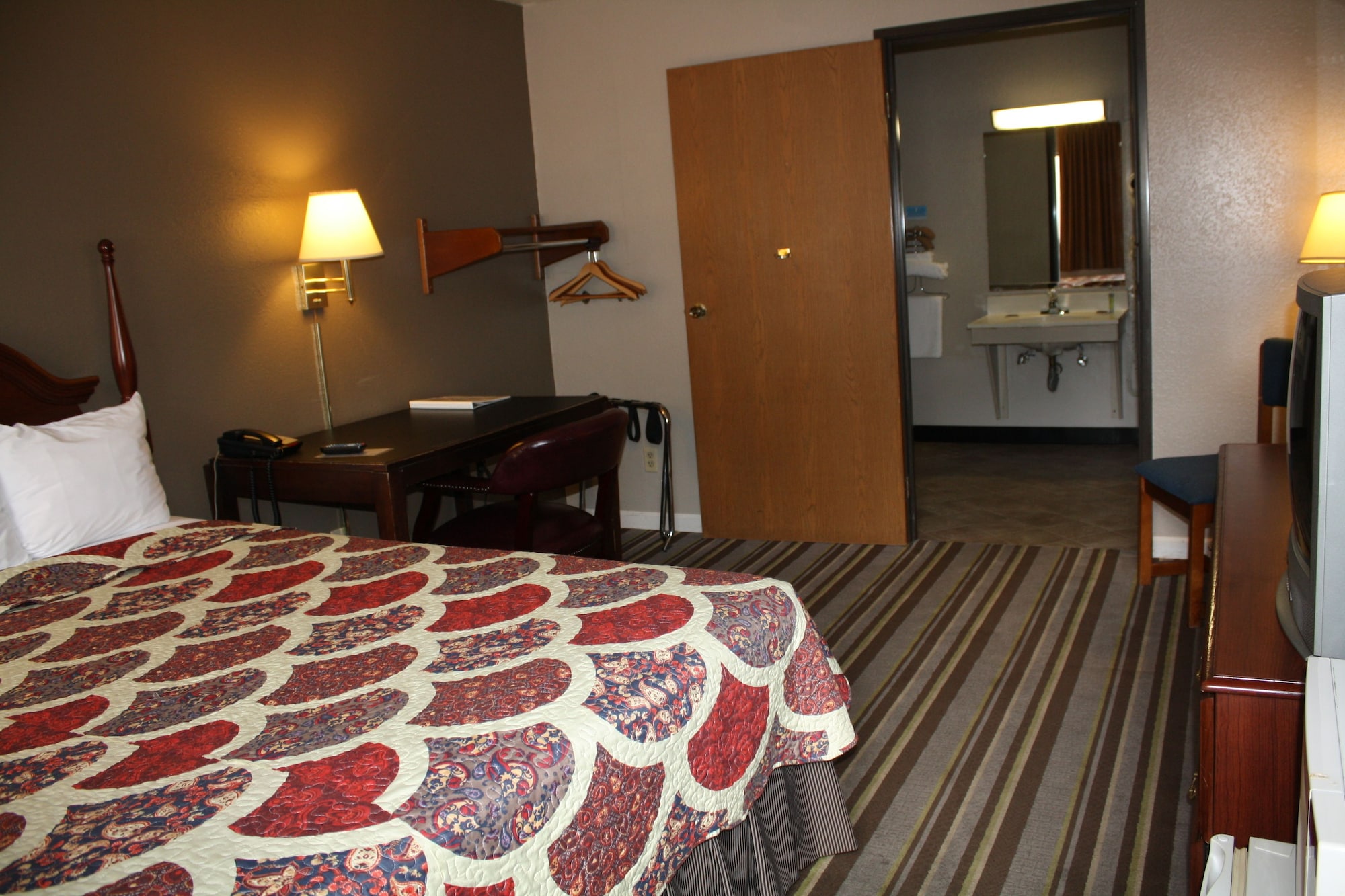 Standard, King Bed, Accessible
