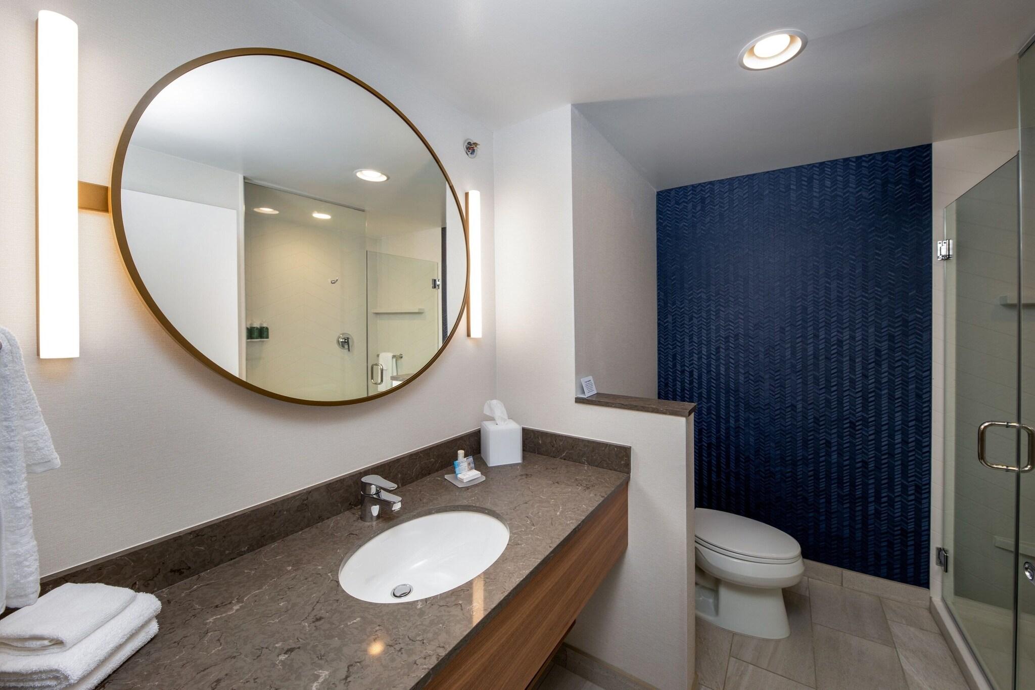 جناح بسرير كينج، Fairfield Inn Suites Little Rock Airport 4/5