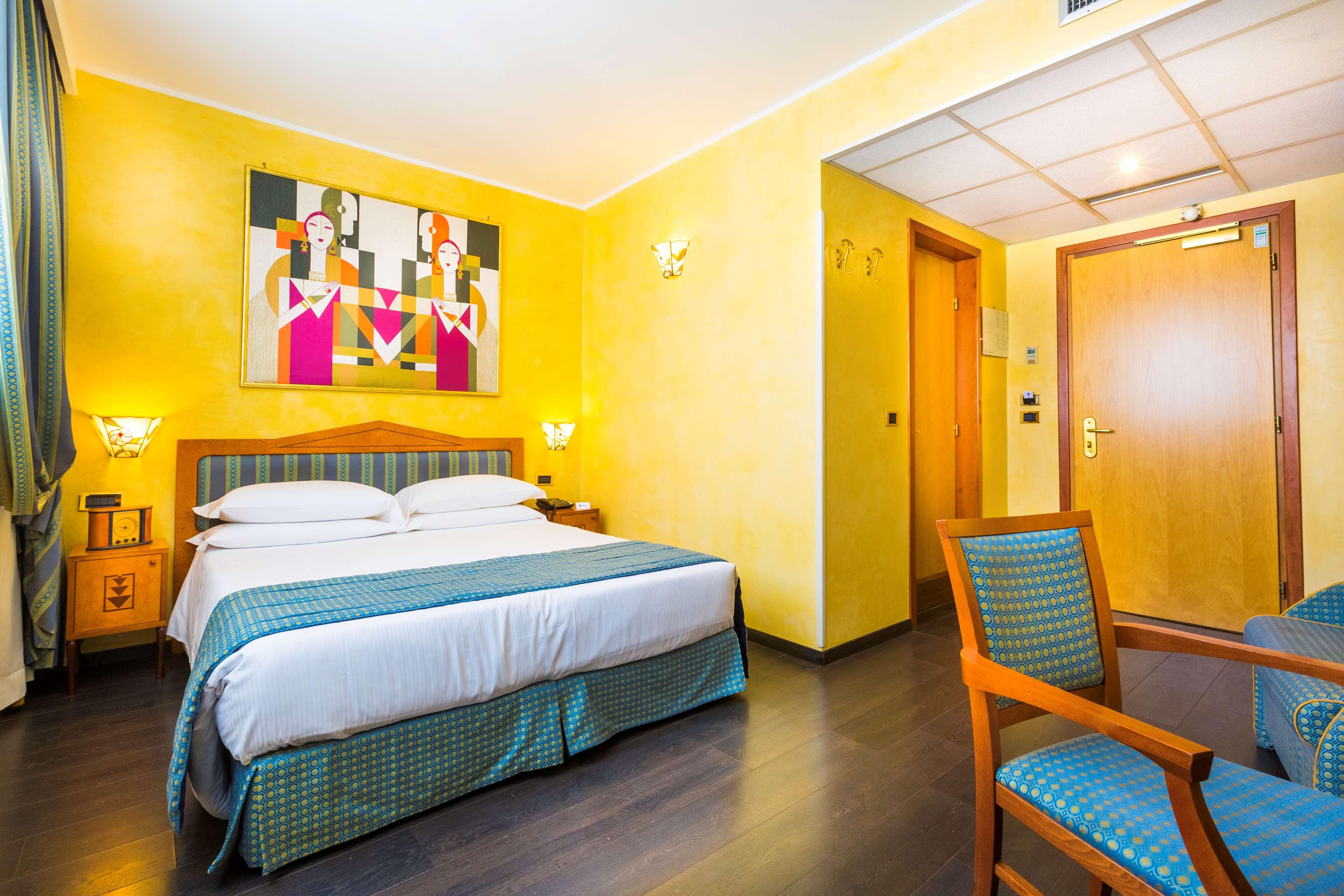 SUPERIOR, DOUBLE BED