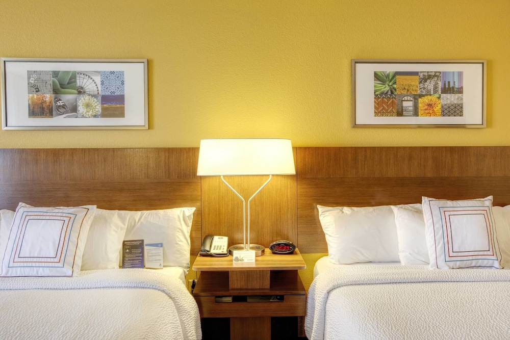 Fairfield Inn Las Cruces 17/44