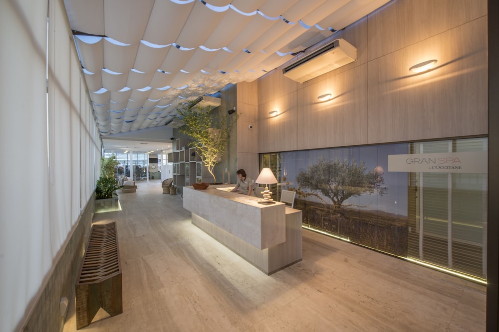 Hotel Gran Marquise 35/73