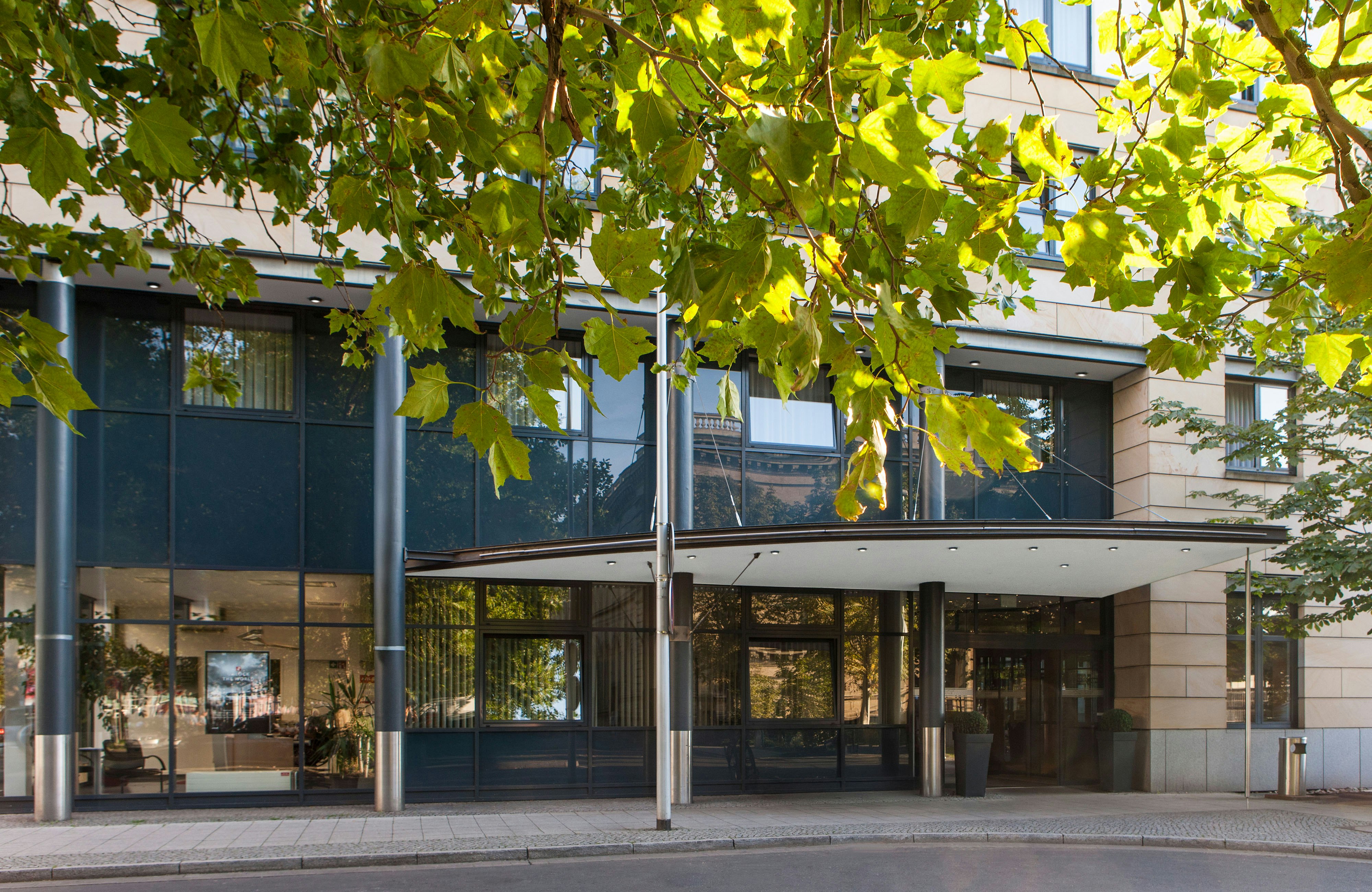 Intercityhotel Magdeburg 58/58