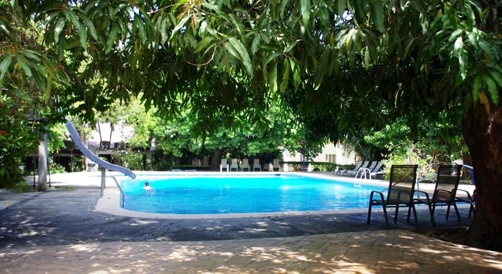 Hotel Boyeros 9/62