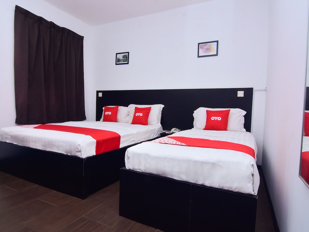 OYO 43959 Astana Hotel 15/30