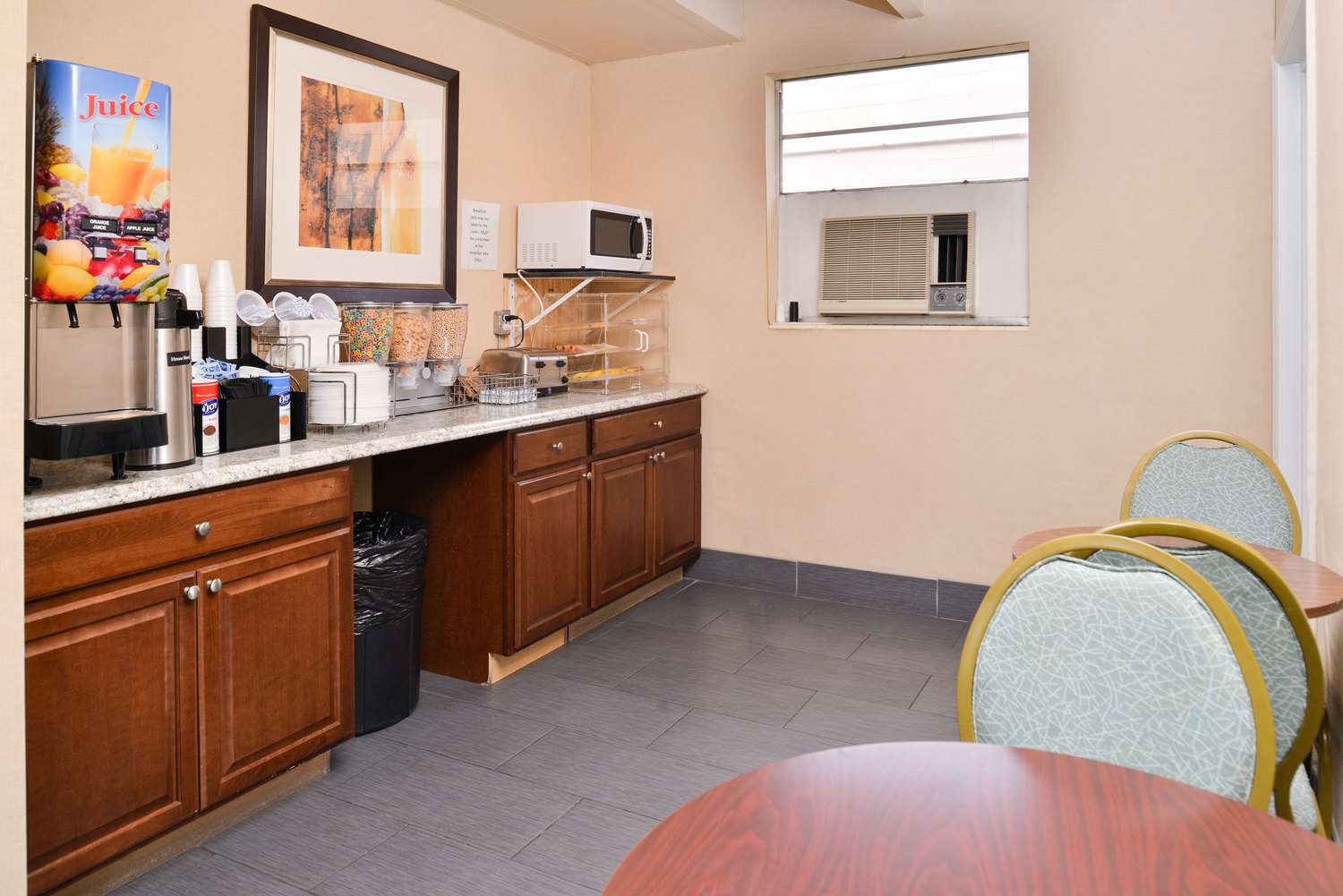 Americas Best Value Inn Augusta Historic Downtown 30/30