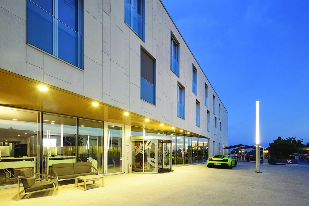 Starling Hotel Lausanne 40/50