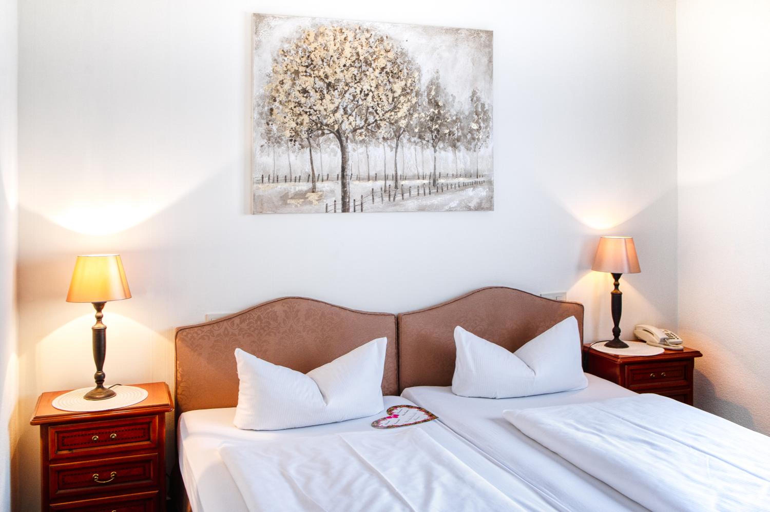 Central-Hotel am Konigshof 22/50