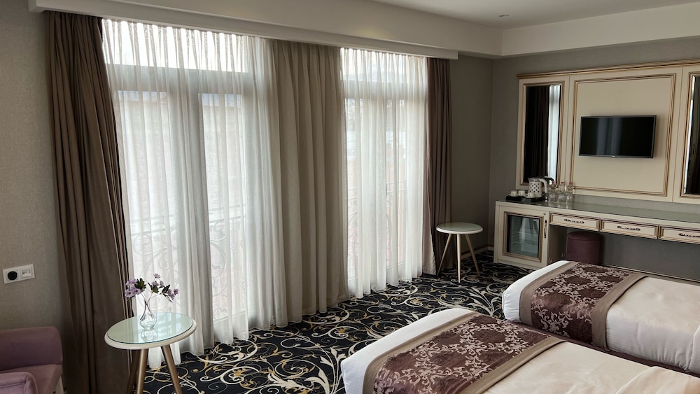 Gold Tbilisi Hotel 41/78
