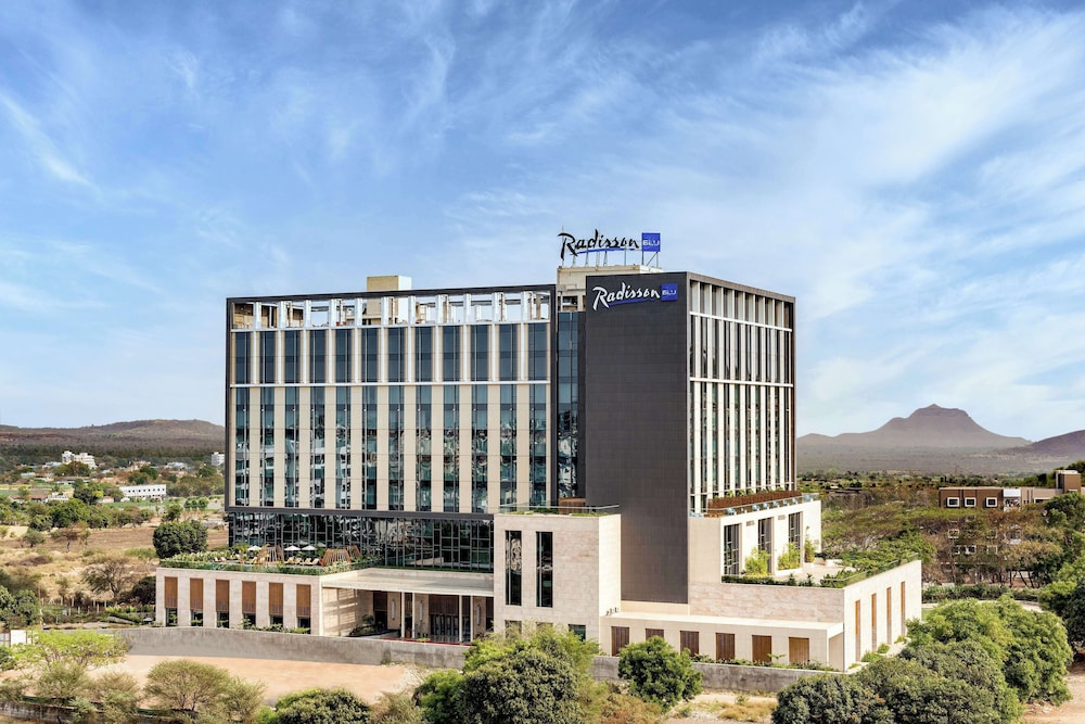 Radisson Blu Hotel & Spa Nashik 3/50