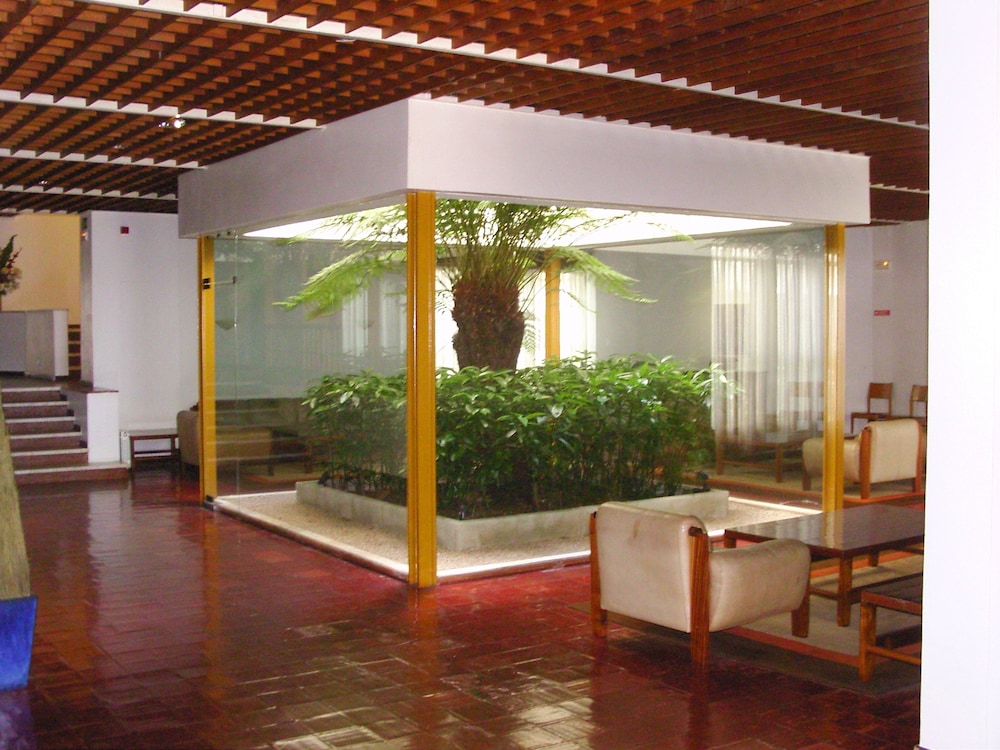 Flag Hotel Fatima Irmas Dominicanas 25/50