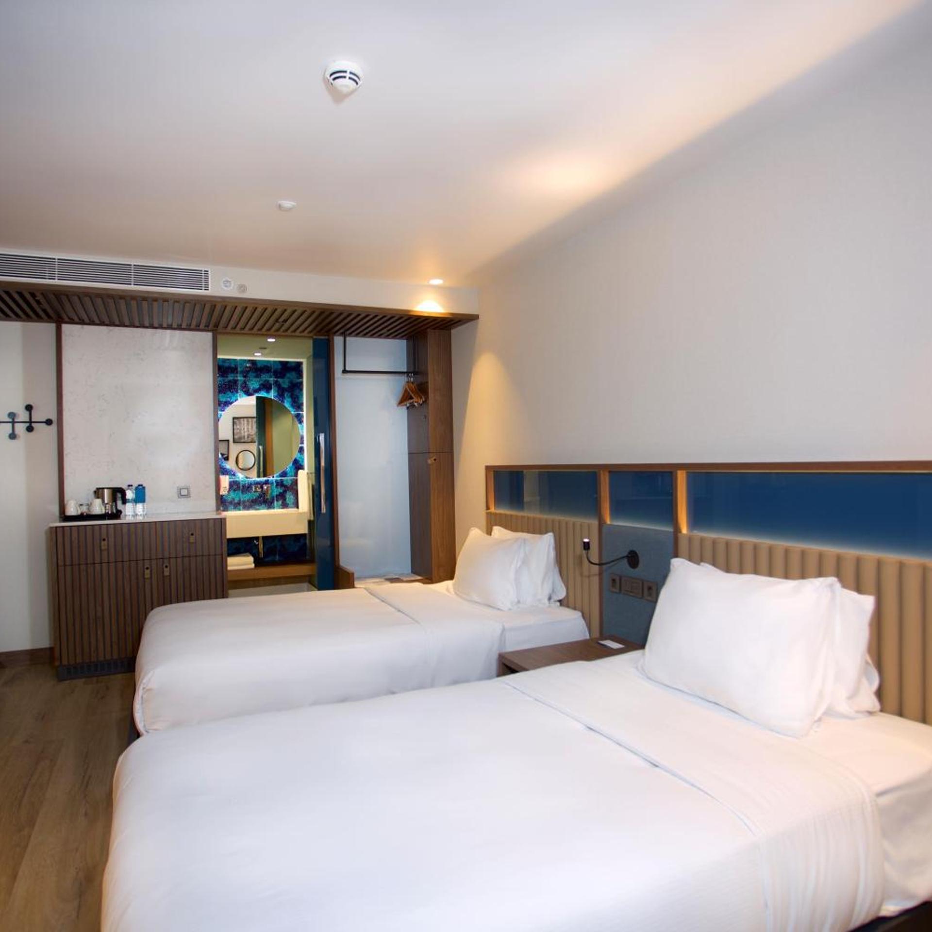 Room, Single Bed