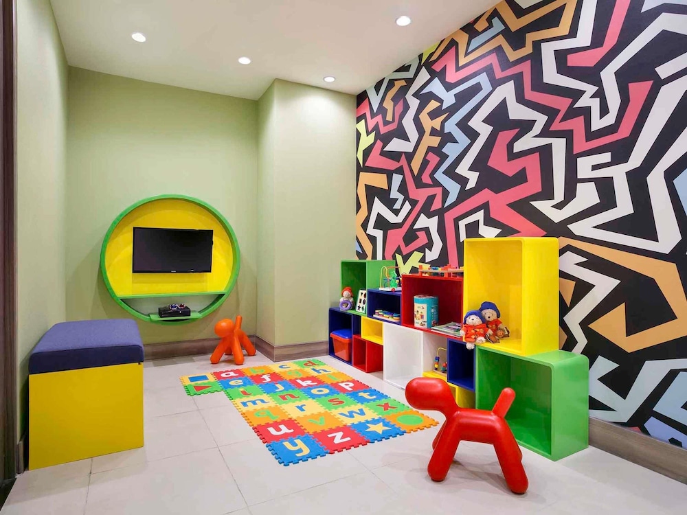 Ibis Styles Jakarta Mangga Dua Square 51/55