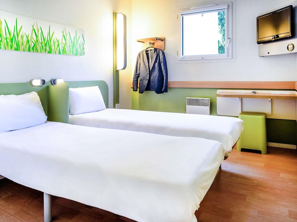 Ibis Budget Valenciennes Petite Foret 9/36