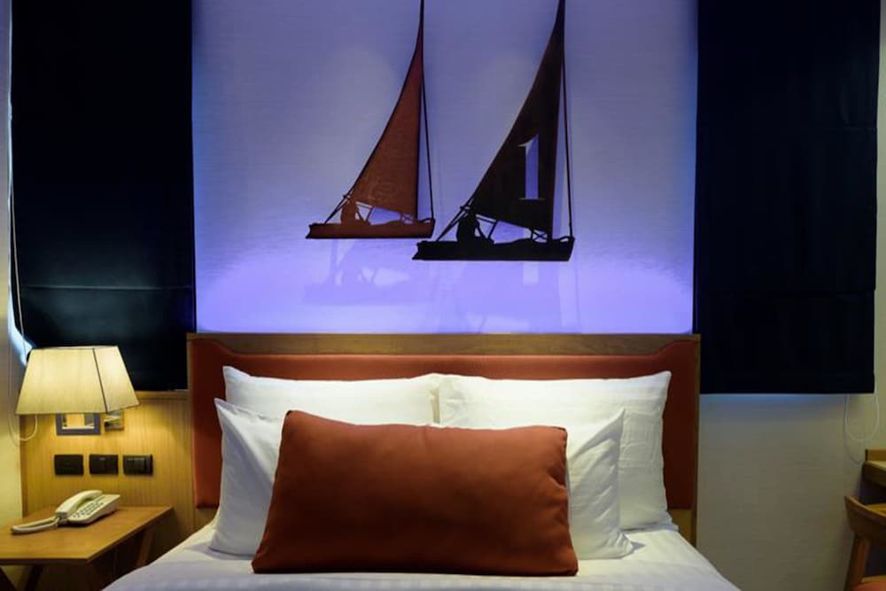 Deep Blue Z10 Pattaya 27/42