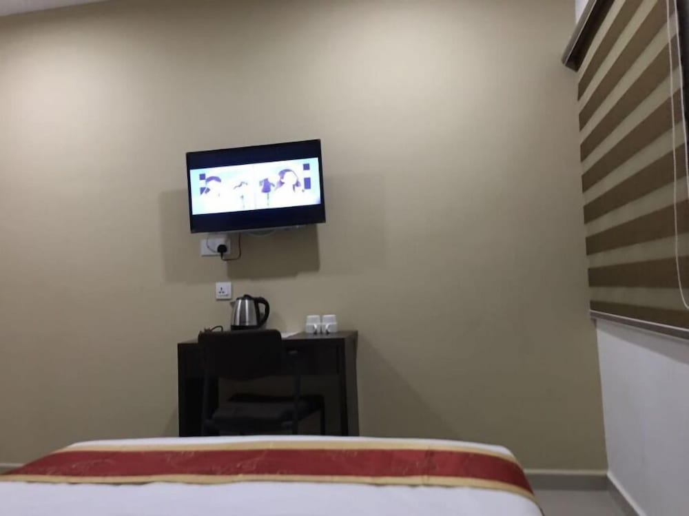 Global Inn Hotel 24/27