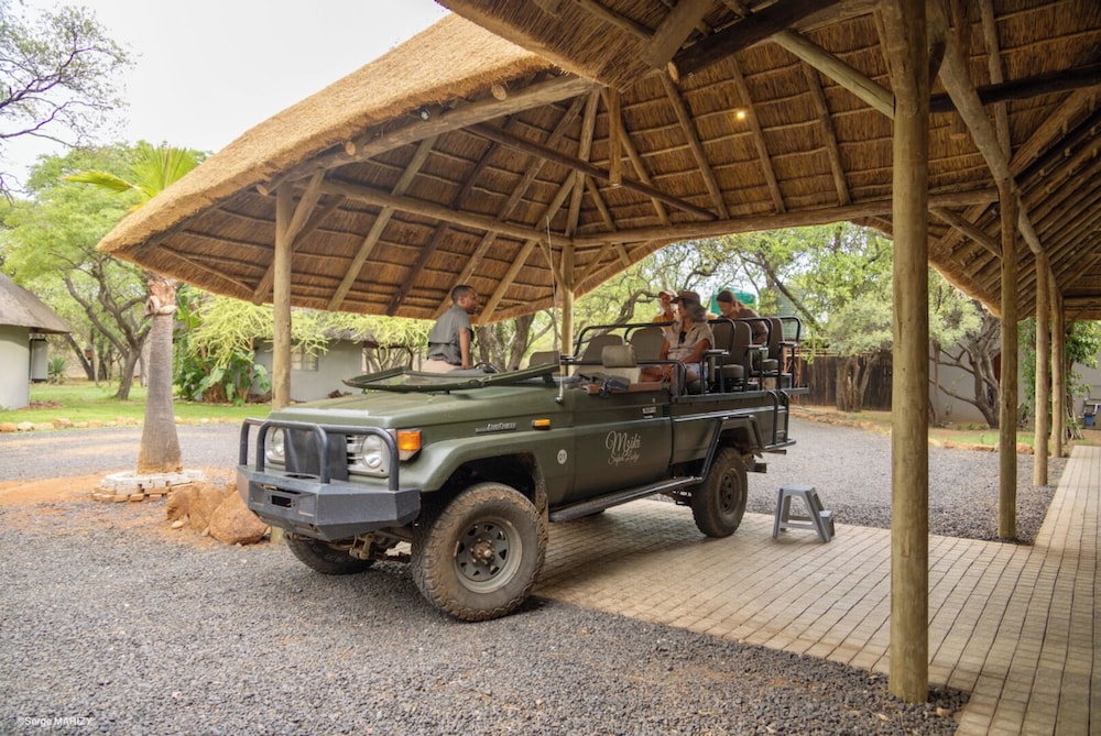 Mziki Safari Lodge 69/76