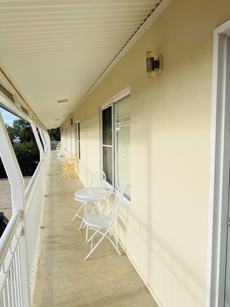 Gunnedah Lodge Motel 15/30