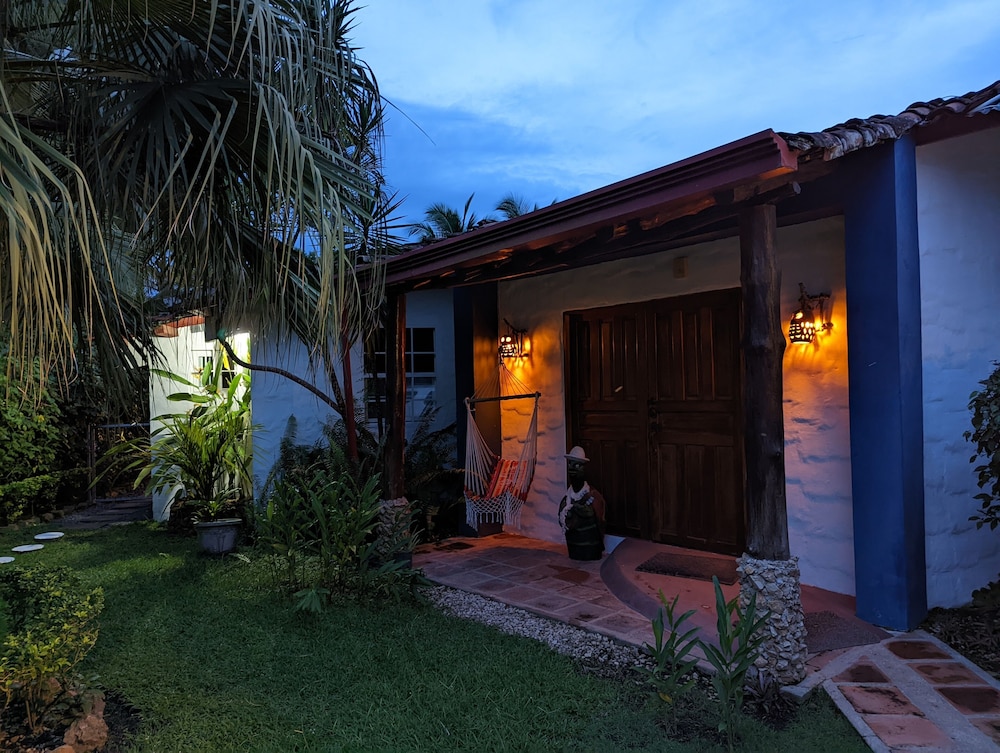 Villa Botero By Casa Mojito 2/50