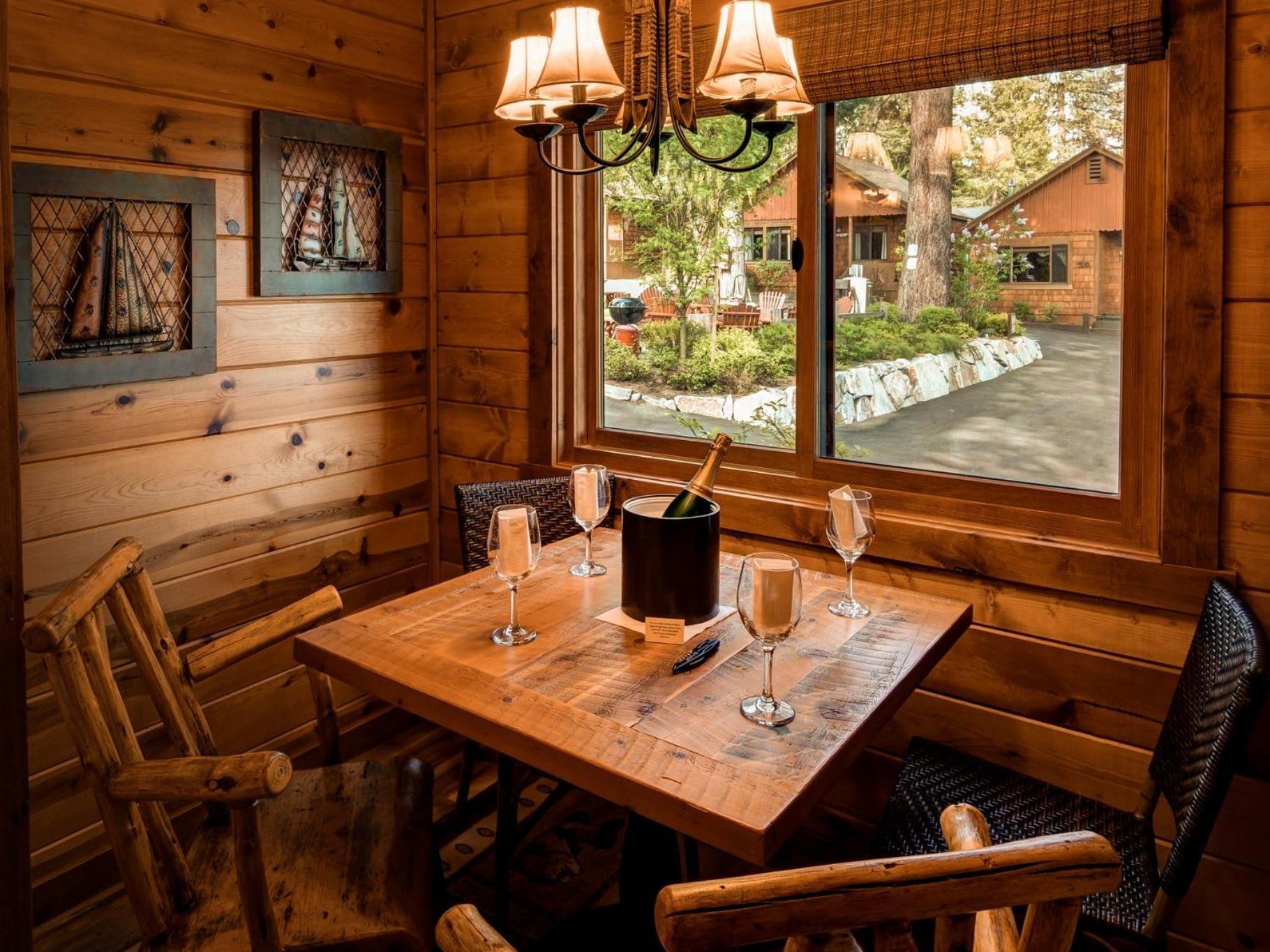 Cedar Glen Lodge 36/52