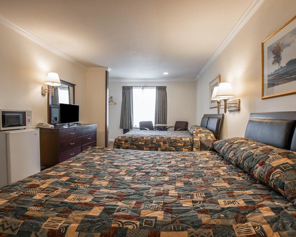 Palm Inn Riverside 12/29
