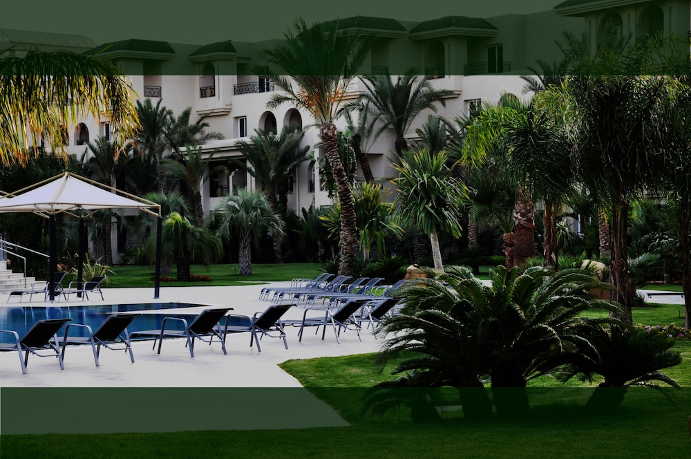 The Russelior Hotel & Spa 72/77