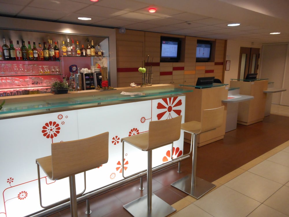 Ibis Rennes Beaulieu 45/68