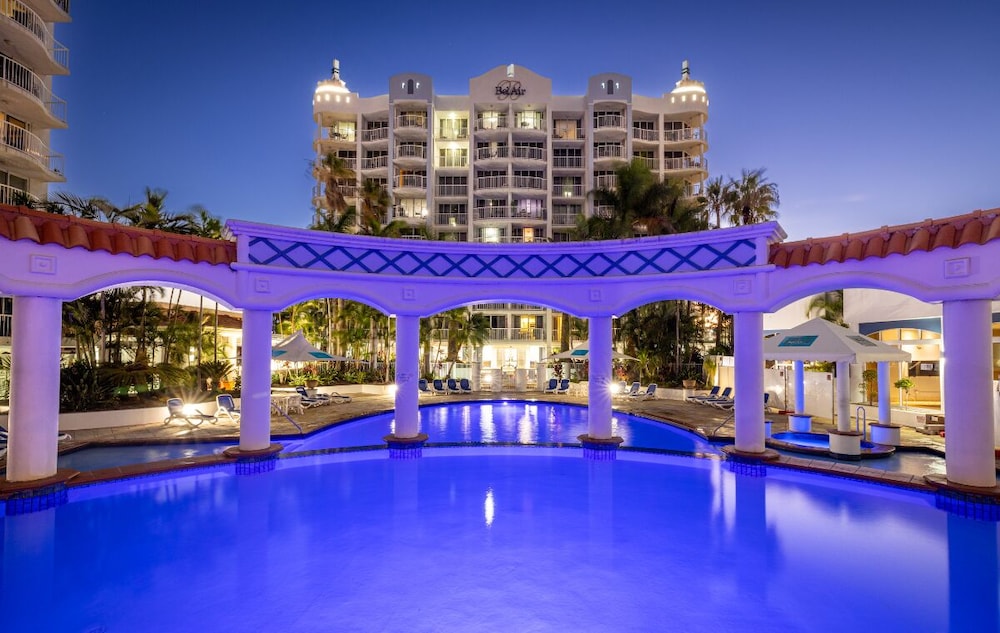 Bel Air on Broadbeach 9/50