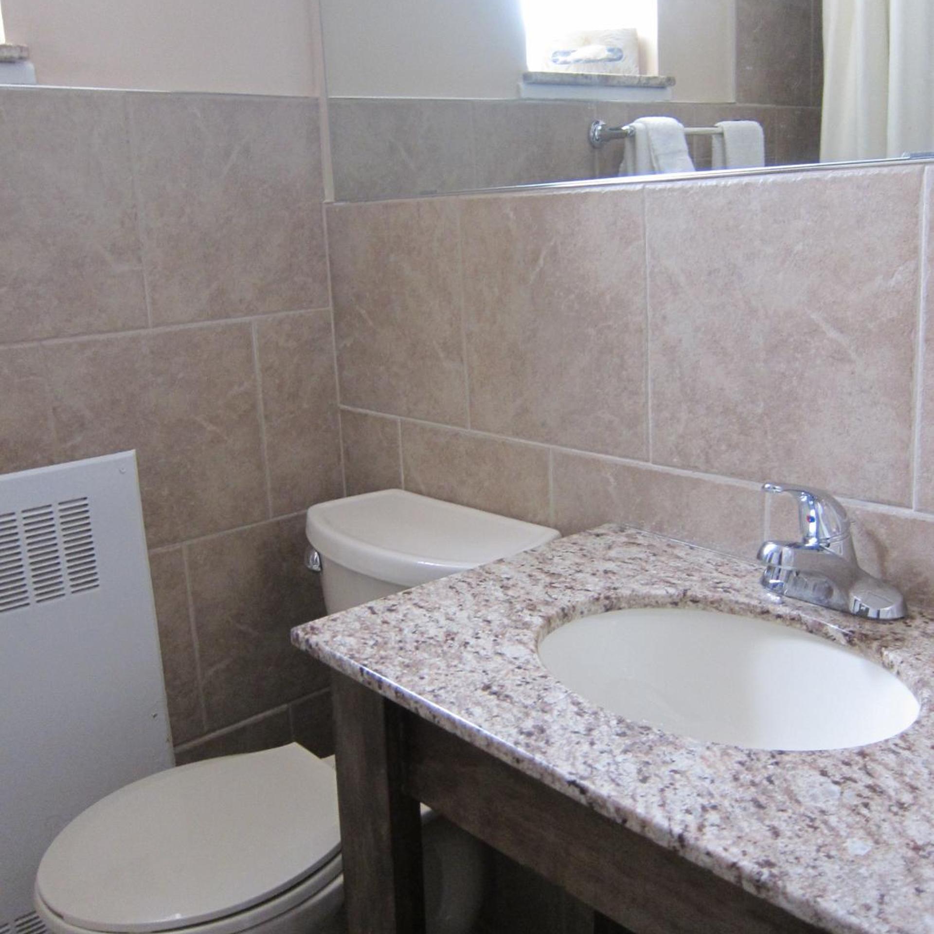 غرفة ديلوكس بسريرين كوين، Econo Lodge Downtown Ottawa 4/5