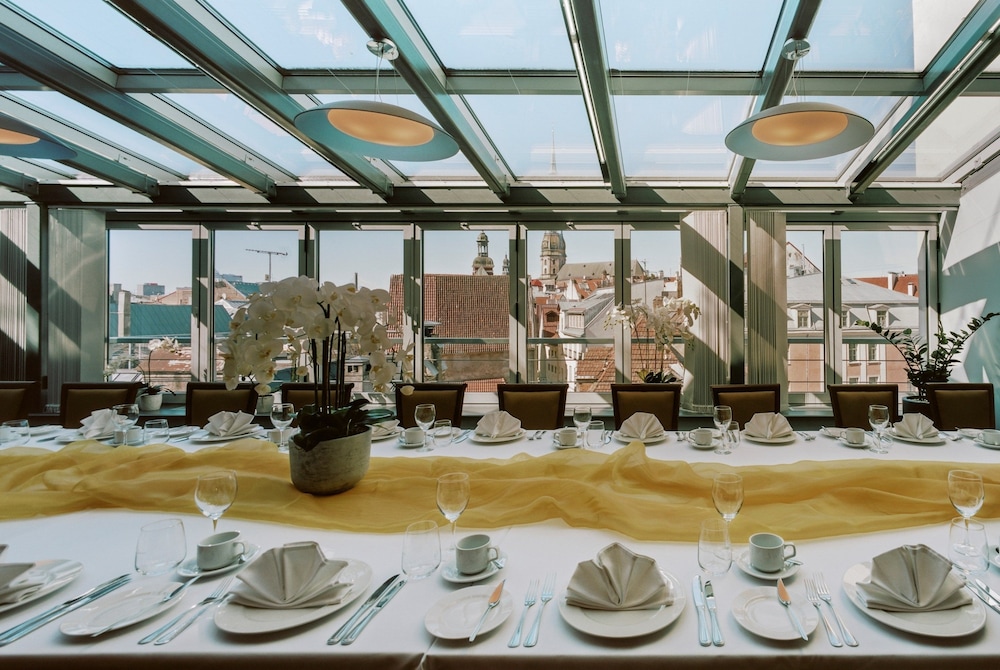 Avalon Hotel and Conferences 39/63