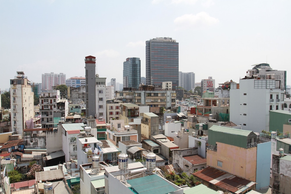 Ngoc Minh Hotel 61/69