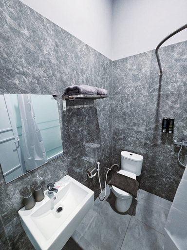 NUSA LIVING HOTEL KEDIRI 11/11