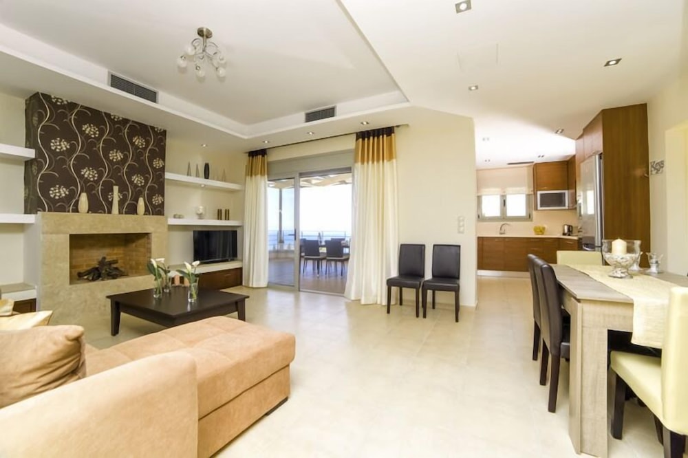 Aroma Villas 24/42
