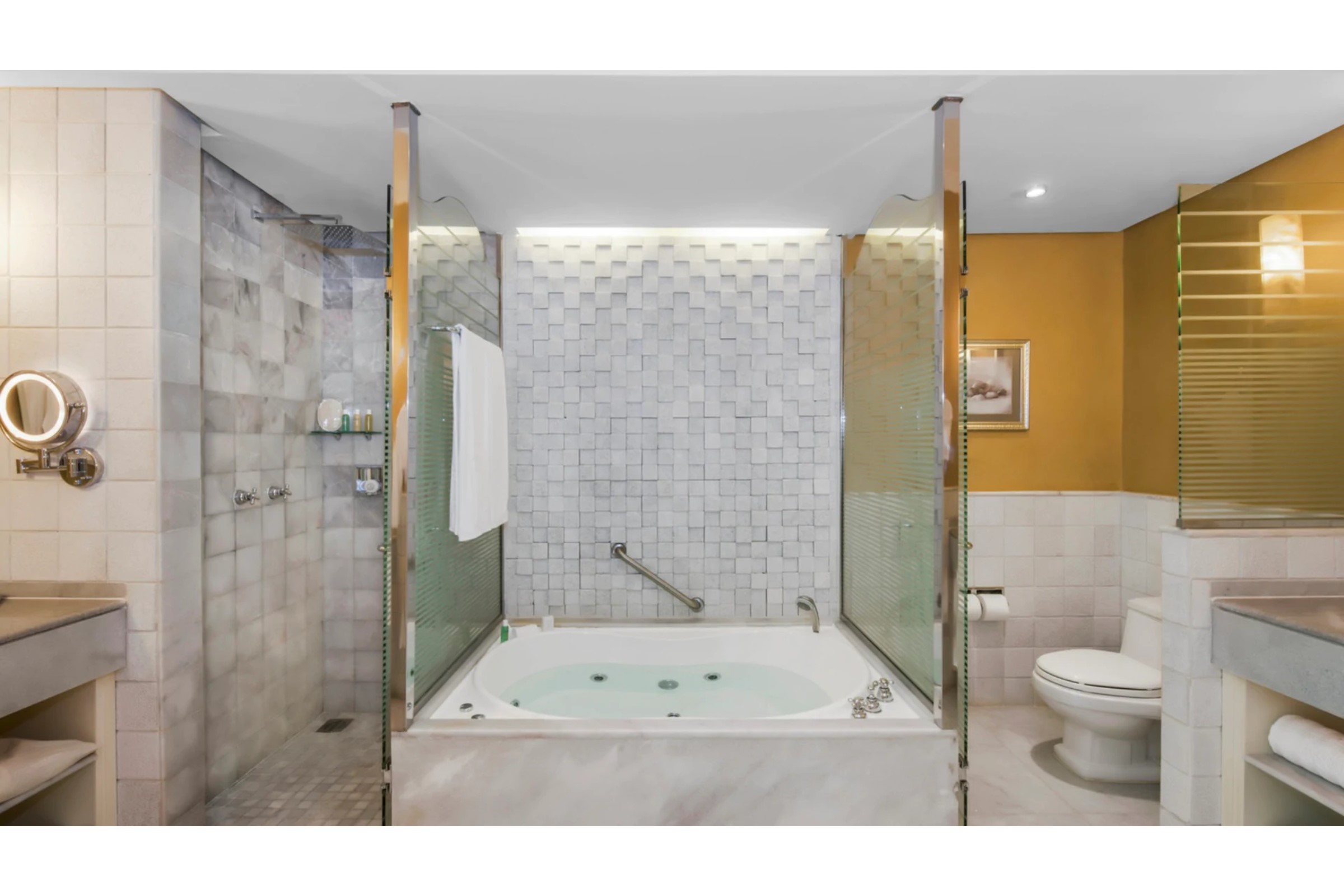 Suite, Ocean Front
