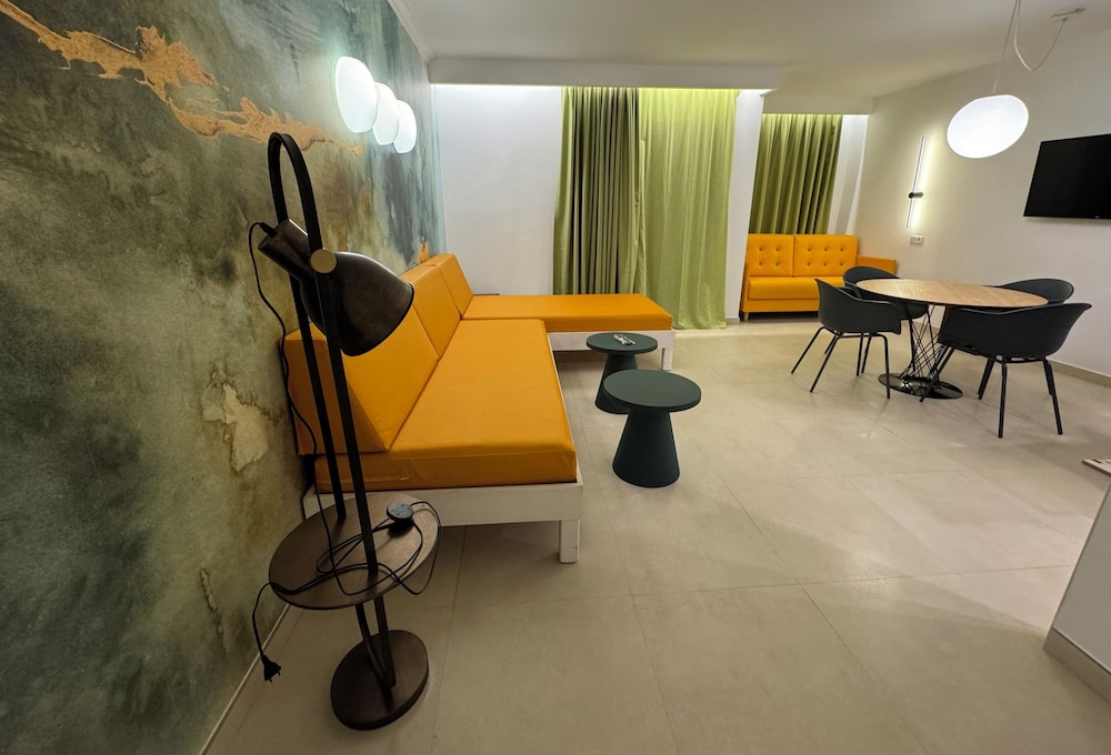 Poniente Playa Apartments 44/53