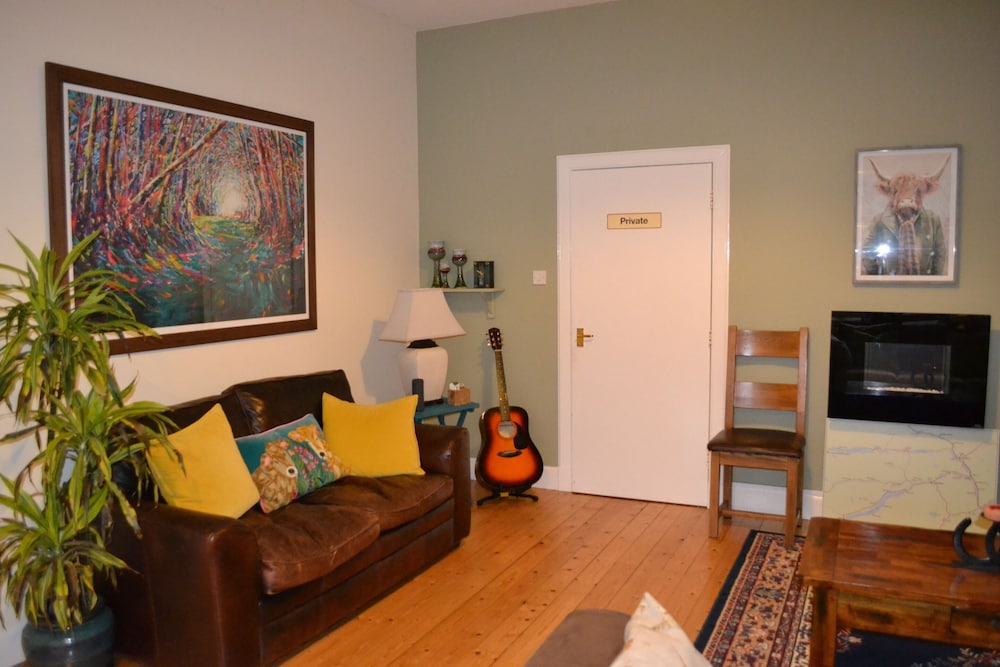 Cuil an Daraich Guest House 24/50