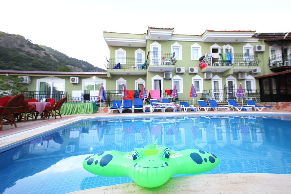 Grand Taner Hotel 40/50