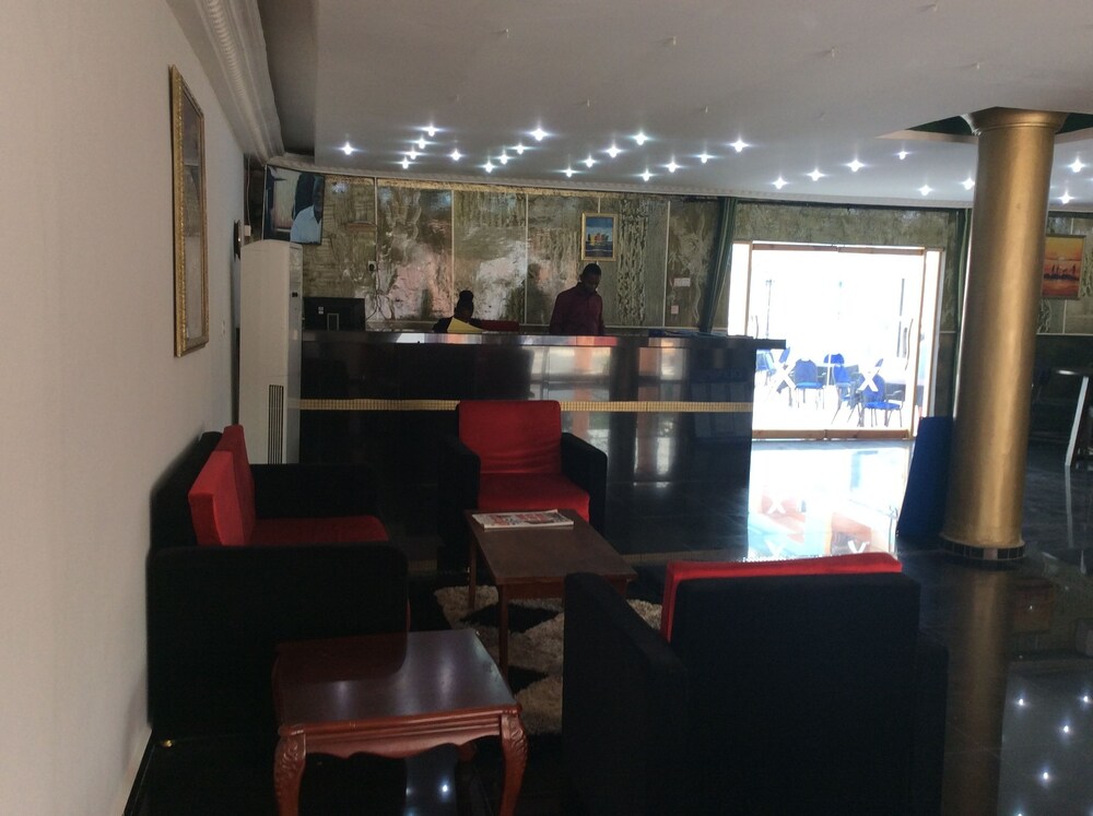Mansea Beach Hotel 48/65