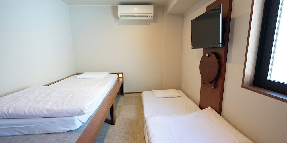 STANDARD, TWIN BEDS