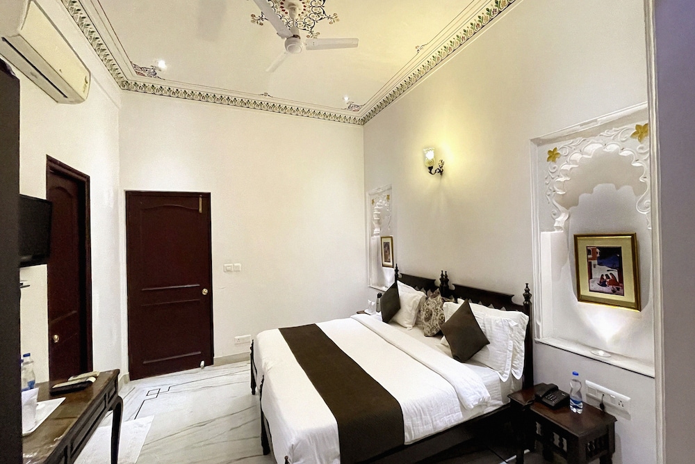 Hotel Boheda Palace 8/37