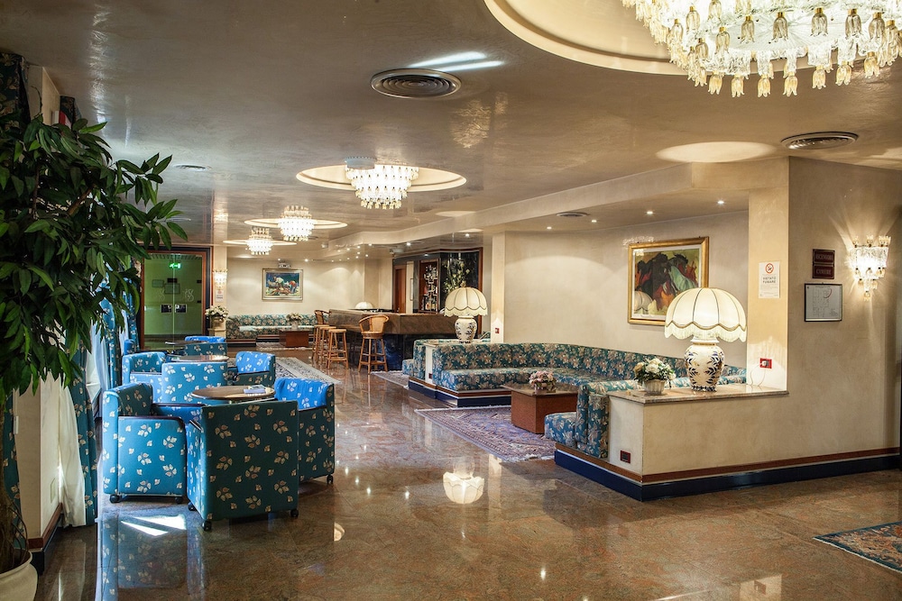 Leonardo Da Vinci Hotel 41/62