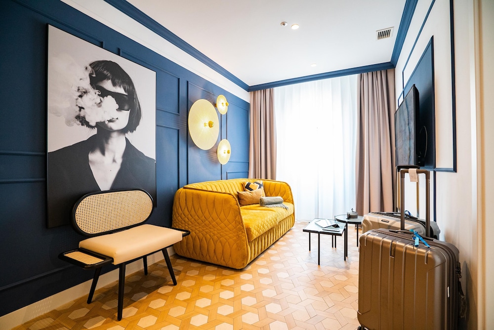 SmartRental Collection Gran Via Capital 35/50